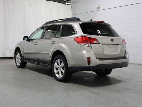 Used 2014 Subaru Outback 2.5i Premium AWD/4WD image 3
