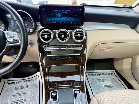 Used 2020 Mercedes-Benz GLC 300 4MATIC image 31