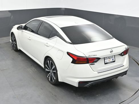 Used 2021 Nissan Altima 2.5 SR w/ SR Premium Package FWD image 36