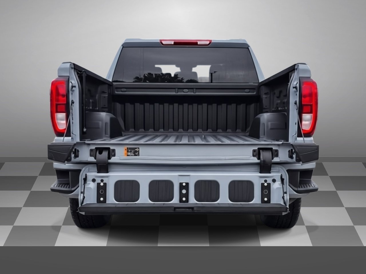 Used 2024 GMC Sierra 1500 Pro w/ Graphite Edition AWD/4WD image 5