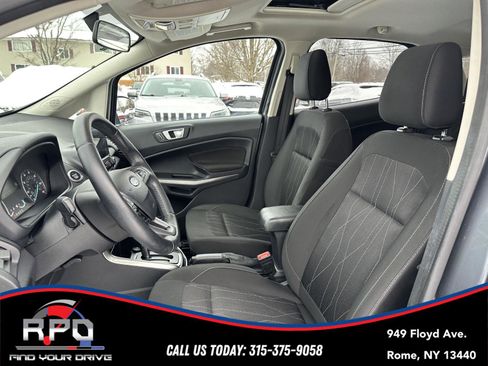 Used 2018 Ford EcoSport SE w/ SE Convenience Package image 31