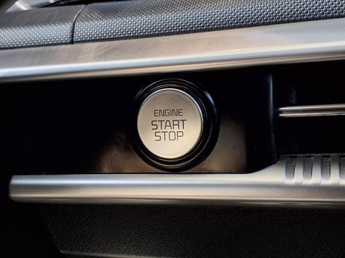 Used 2023 Kia K5 LXS image 11