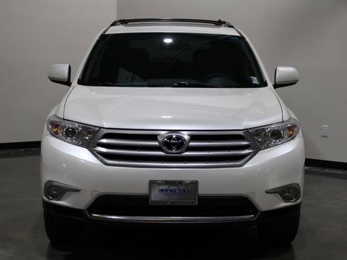 Used 2012 Toyota Highlander image 4