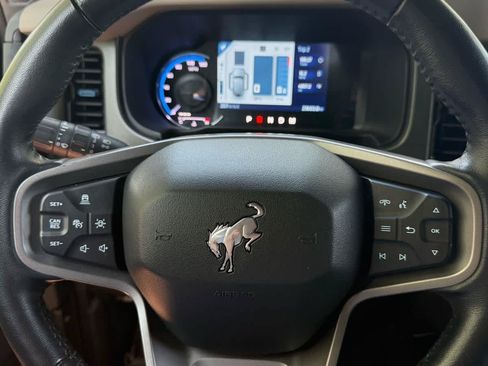 Used 2024 Ford Bronco Wildtrak AWD/4WD image 21