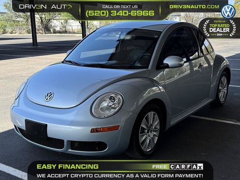 Used 2010 Volkswagen Beetle Coupe FWD image 3