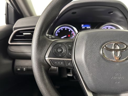 Used 2023 Toyota Camry LE image 12