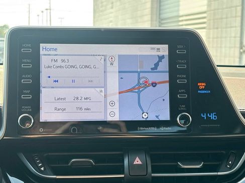 Used 2019 Toyota C-HR Limited FWD image 13