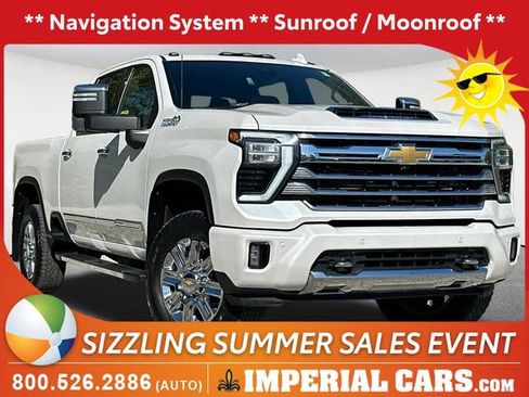 Used 2024 Chevrolet Silverado 2500 High Country w/ Technology Package AWD/4WD image 1
