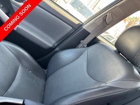 Used 2015 Toyota Prius Five FWD image 15