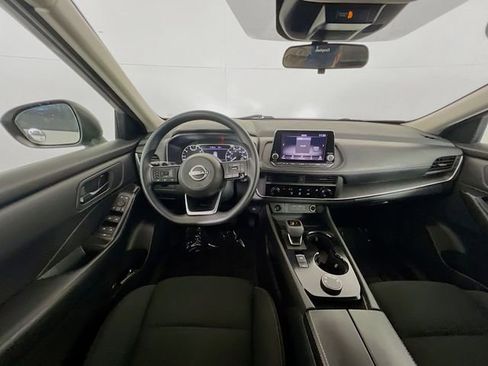 Used 2024 Nissan Rogue S image 21