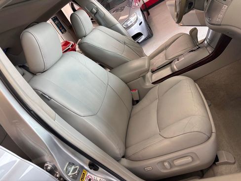 Used 2009 Toyota Avalon XLS FWD image 23