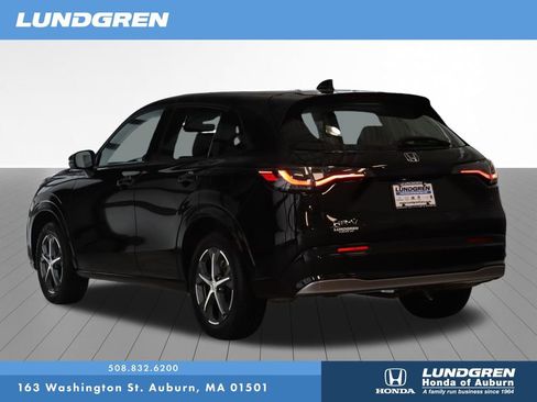 Used 2023 Honda HR-V EX-L image 3