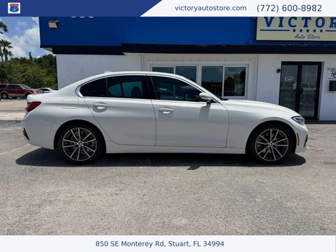 Used 2020 BMW 330i Sedan w/ Convenience Package RWD image 2