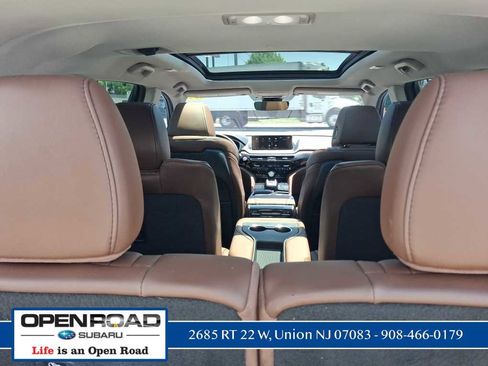 Used 2024 Acura MDX SH-AWD w/ Technology Package image 27