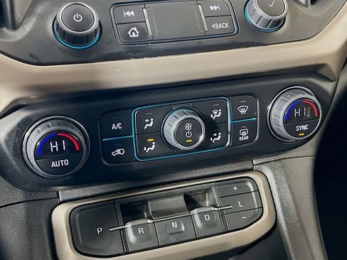 Used 2023 GMC Acadia Denali w/ Denali Ultimate Package image 20