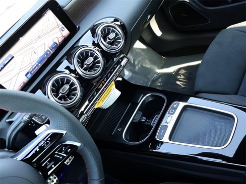 New 2026 Mercedes-Benz CLA 250 4MATIC image 20