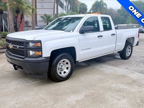 Used 2015 Chevrolet Silverado 1500 W/T w/ Trailering Package AWD/4WD image 2