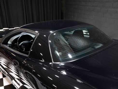 Used 2002 Chevrolet Corvette Z06 w/ Memory Pkg image 22