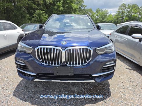 Used 2019 BMW X5 xDrive40i w/ Convenience Package AWD/4WD image 3