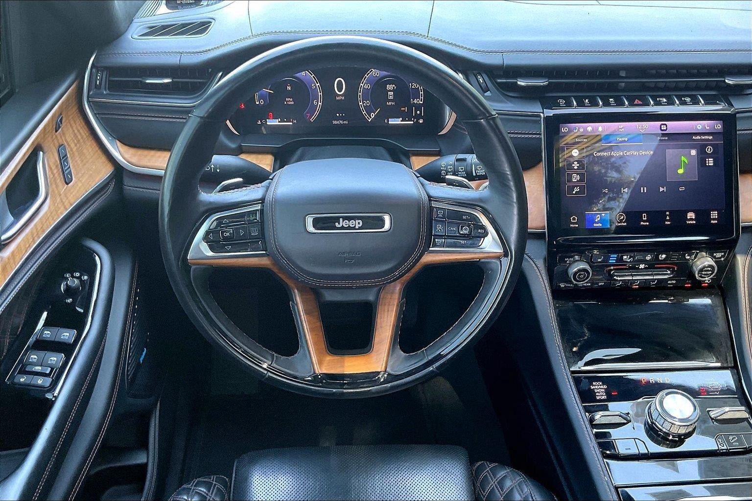 Used 2021 Jeep Grand Cherokee L Summit AWD/4WD image 5