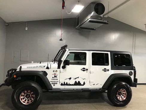 Used 2016 Jeep Wrangler Unlimited Sport w/ Quick Order Package 24S AWD/4WD image 6