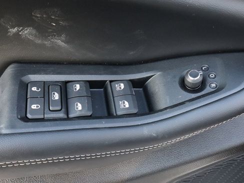 New 2026 Jeep Grand Cherokee Altitude RWD image 9