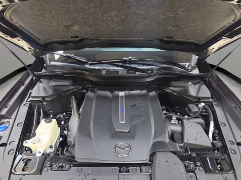 Used 2024 MAZDA CX-90 Plug-In Hybrid w/ Preferred AWD/4WD image 9