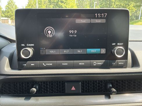 Used 2025 Honda CR-V EX image 23