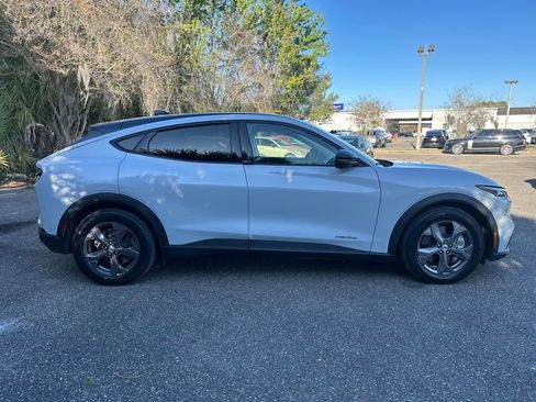 Used 2023 Ford Mustang Mach-E Select image 13