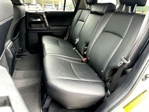 Used 2022 Toyota 4Runner TRD Off-Road Premium w/ Moonroof Package AWD/4WD image 20