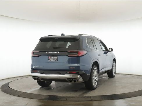 Used 2024 GMC Acadia Denali w/ Super Cruise Package image 7