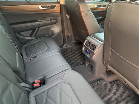 New 2026 Volkswagen Atlas SE image 25