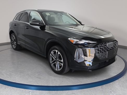 New 2026 Audi Q5 Premium AWD/4WD image 3