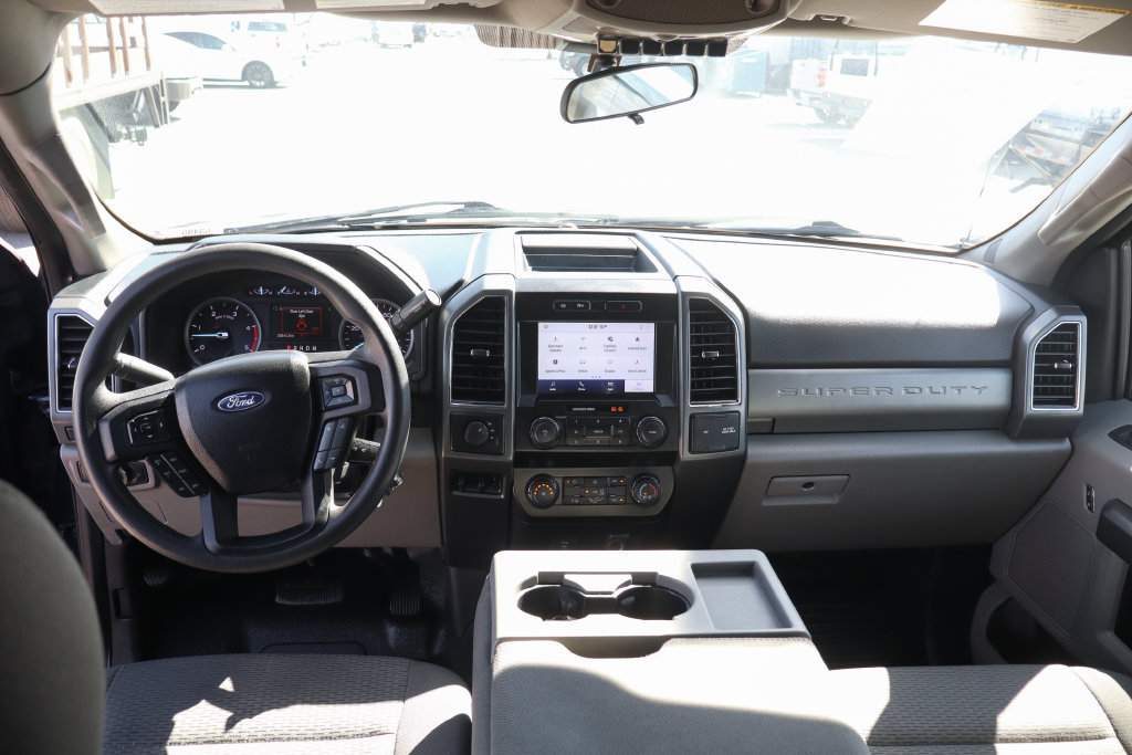 Used 2020 Ford F550 4x4 Crew Cab Super Duty w/ XLT Value Package image 30
