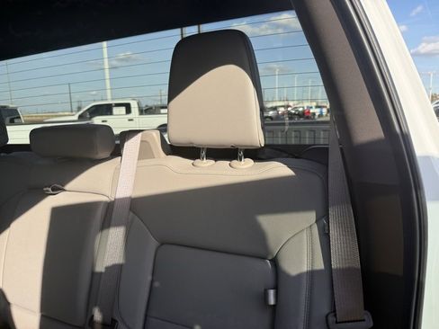 Used 2023 GMC Sierra 1500 SLT image 31