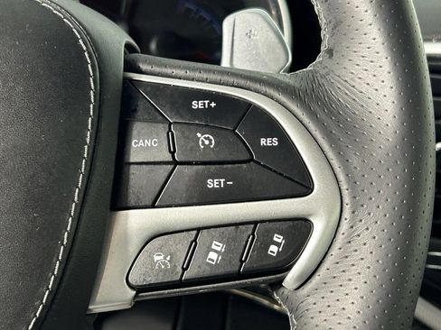 Used 2018 Jeep Grand Cherokee Trackhawk AWD/4WD image 33