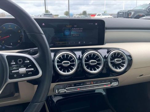 Certified 2020 Mercedes-Benz A 220 image 7