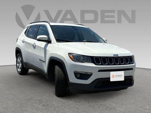 Used 2018 Jeep Compass Latitude w/ Popular Equipment Group image 1