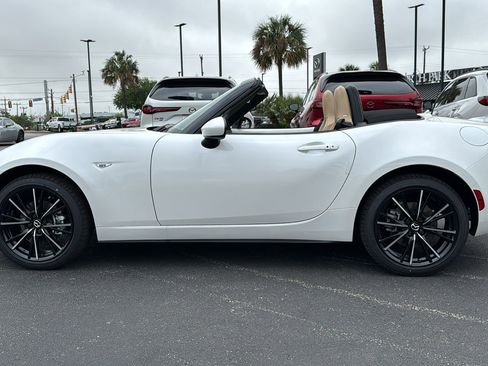New 2026 MAZDA MX-5 Miata Grand Touring RWD image 5