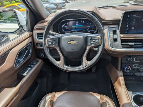 Used 2023 Chevrolet Tahoe High Country AWD/4WD image 21