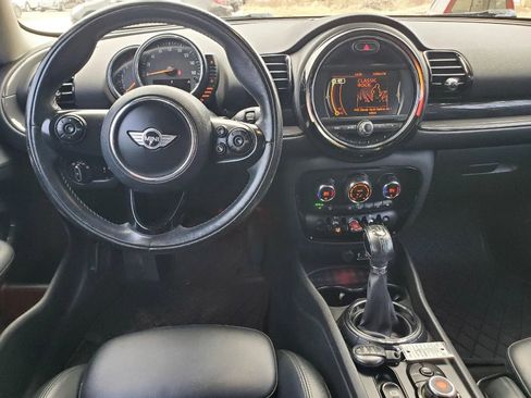 Used 2017 MINI Cooper Clubman S image 12
