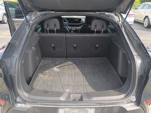 Used 2024 Buick Envista Preferred w/ Convenience I Package FWD image 19
