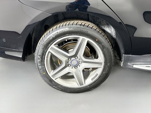 Used 2016 Mercedes-Benz GLE 400 4MATIC image 33