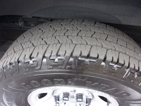 Used 2016 Chevrolet Express 3500 LT w/ LT Preferred Equipment Group image 12