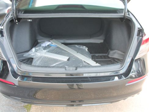 Used 2023 Honda Civic Sport image 22