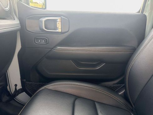 Used 2024 Jeep Wrangler Sahara w/ Safety Group image 20