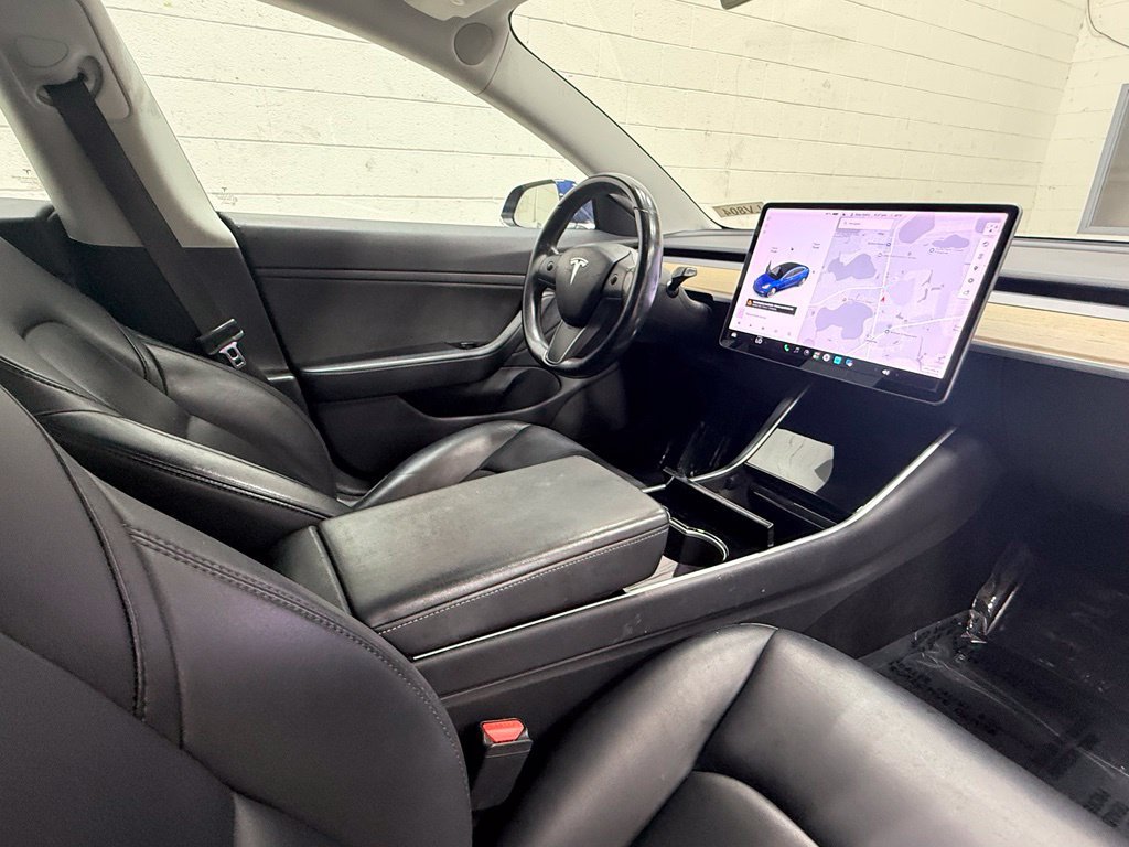 Used 2019 Tesla Model 3 Standard Range Plus RWD image 38
