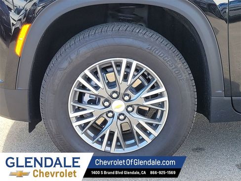 New 2026 Chevrolet Traverse LT w/ Driver Confidence Package image 19