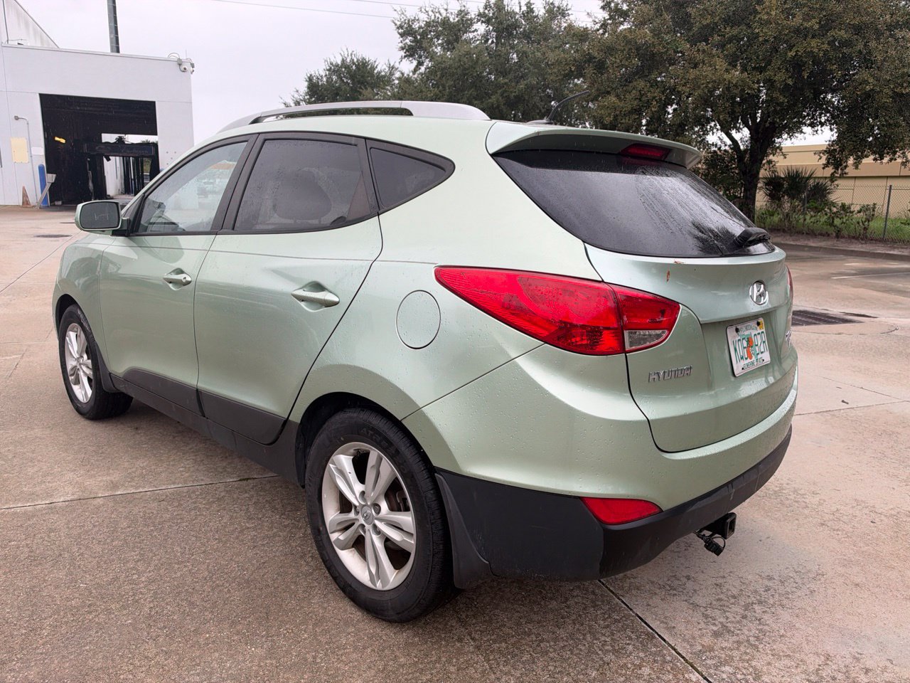 Used 2011 Hyundai Tucson GLS AWD/4WD image 3