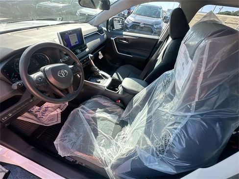 New 2025 Toyota RAV4 XLE w/ Convenience Package image 20